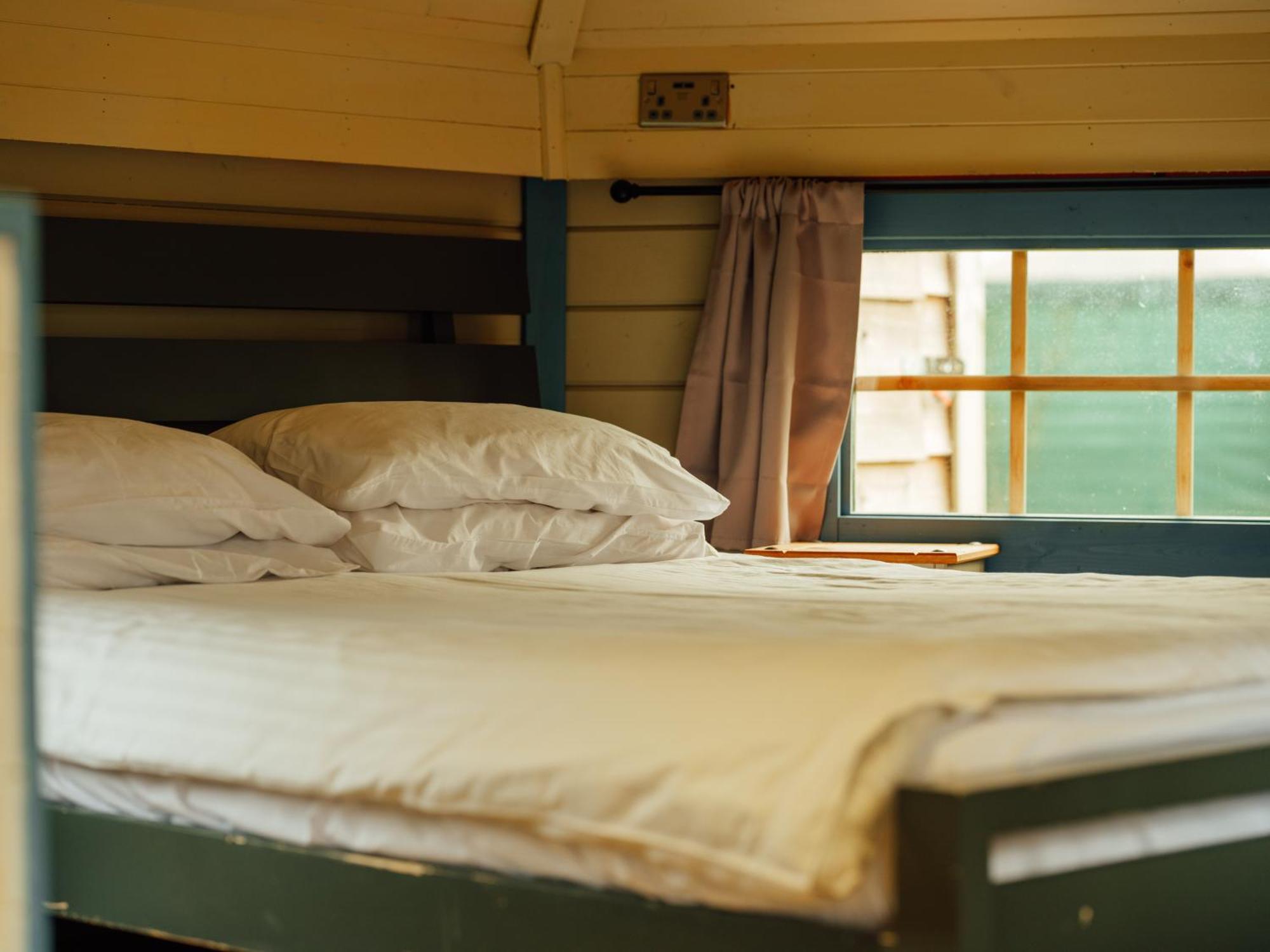 Sunset Retreats The Double Hobbit Holiday home