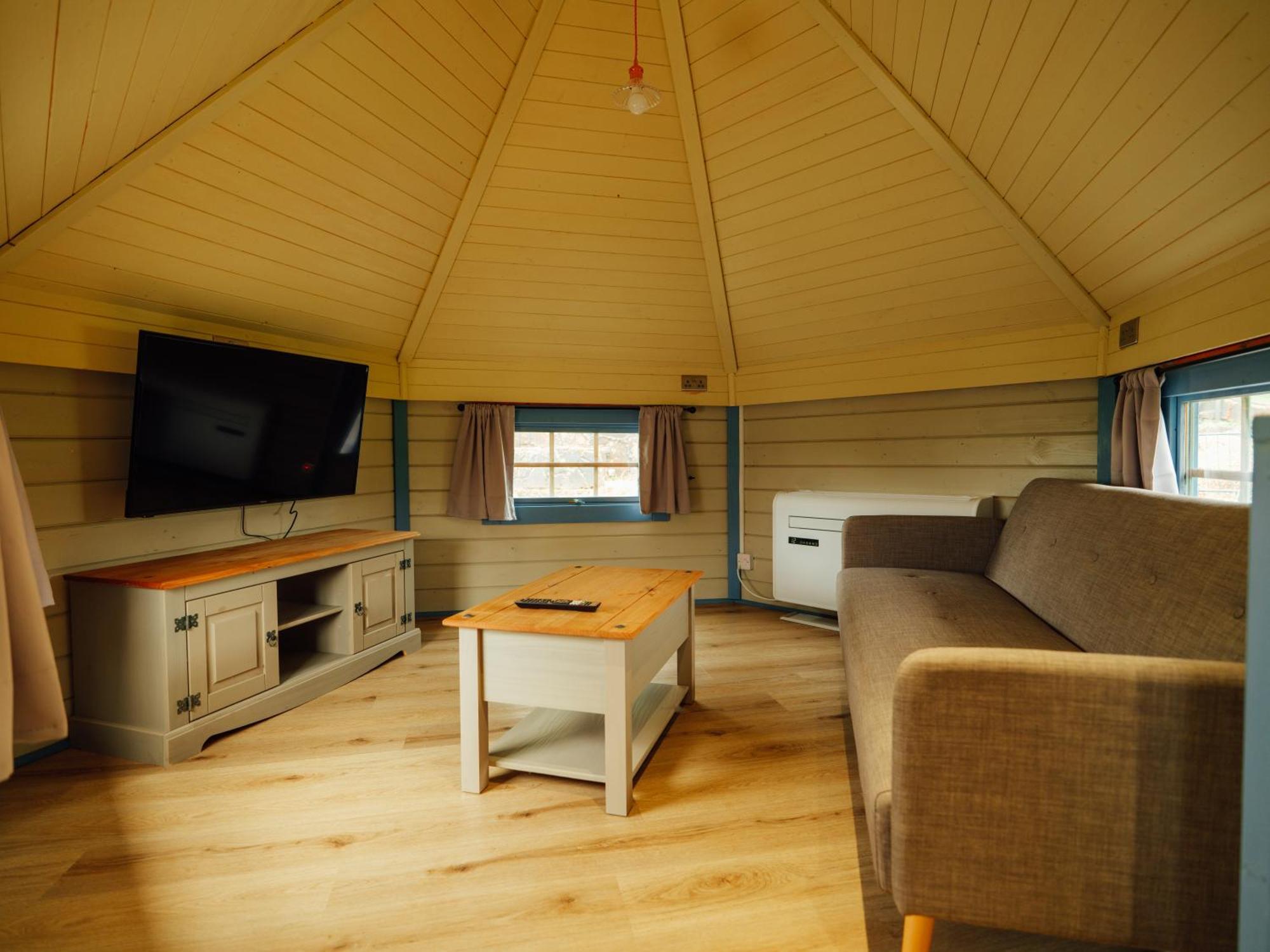 Holiday home Sunset Retreats The Double Hobbit